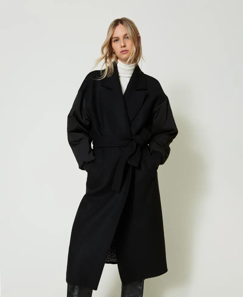 Cappotto in panno di misto lana