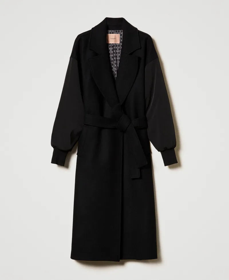 Cappotto in panno di misto lana
