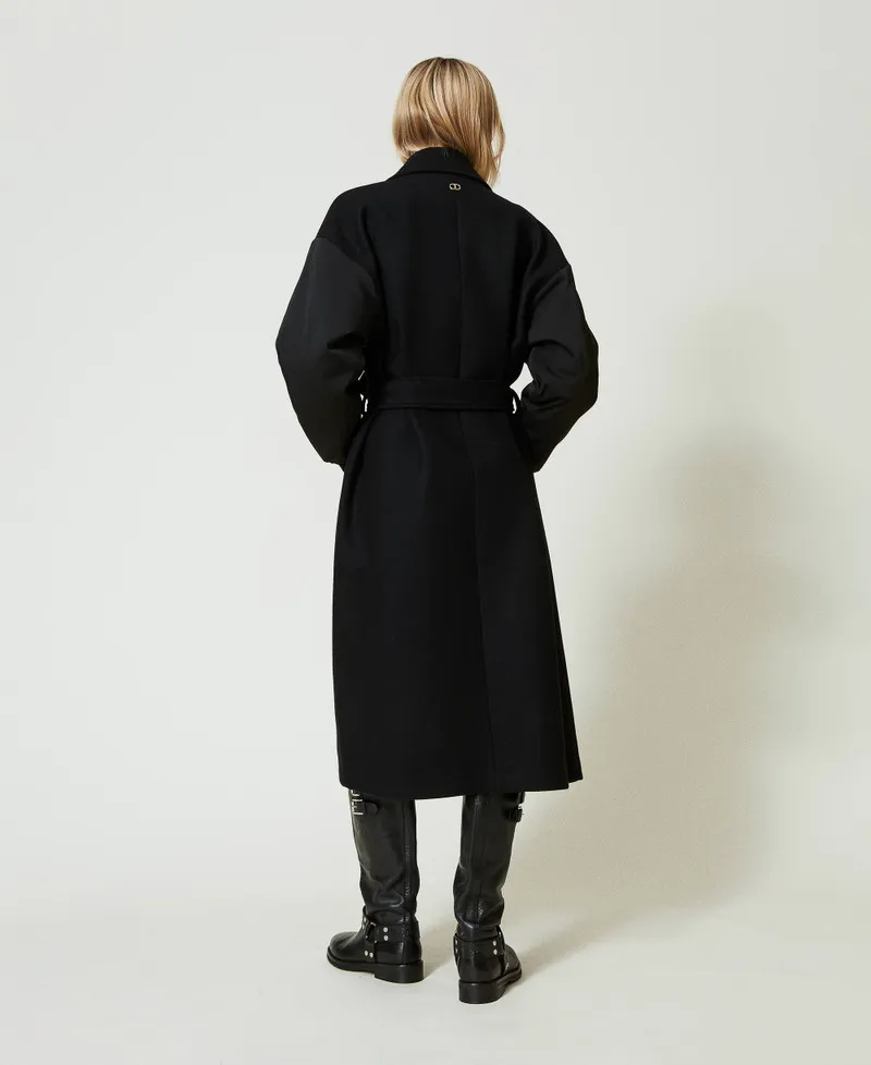 Cappotto in panno di misto lana