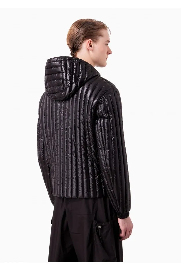   Emporio Armani     Emporio Armani Piumino Con Cappuccio Water Repellent In Nylon Matelassé Verticale    